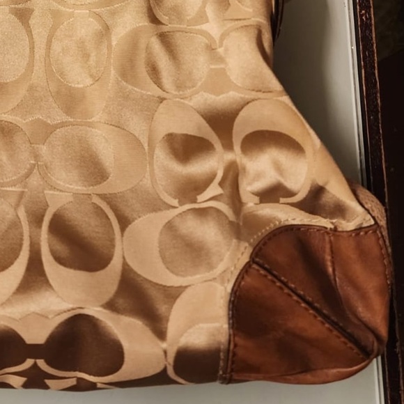 Coach - shoulder bag - Picture 4 of 9